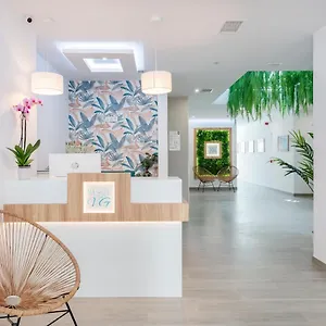 nerja-vg-hostal-boutique.1costadelsol.com/