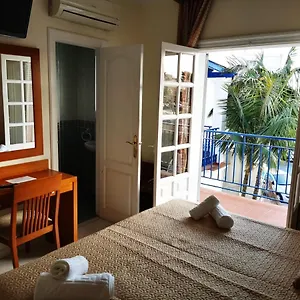 hostal-nerja.1costadelsol.com/
