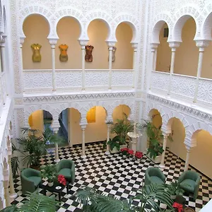 hotel-alhambra.in-canary-islands.com/
